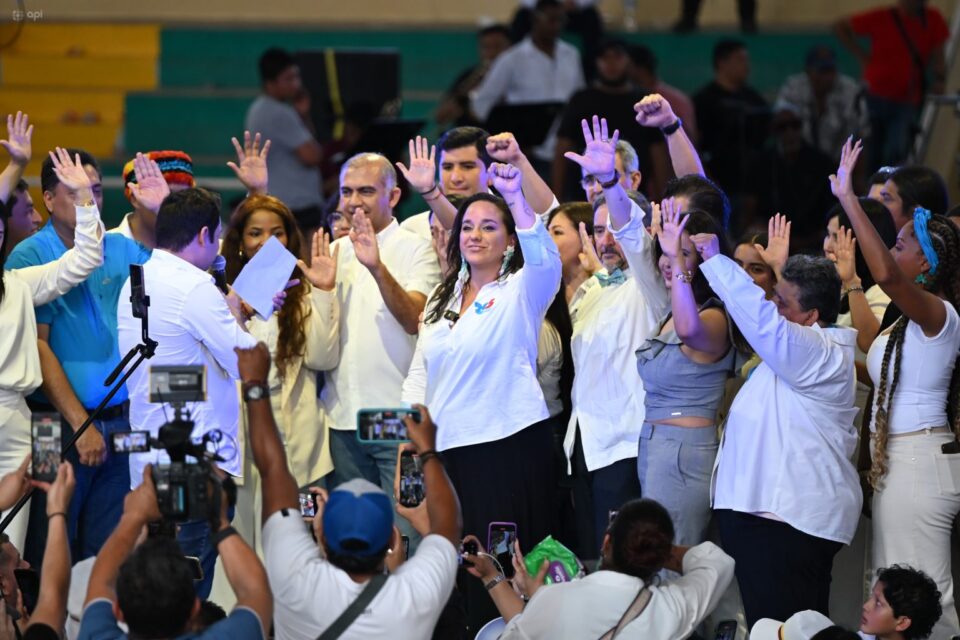 Gabriela Rivadeneira asume como presidenta de la Revolución Ciudadana: El retorno de una figura clave
